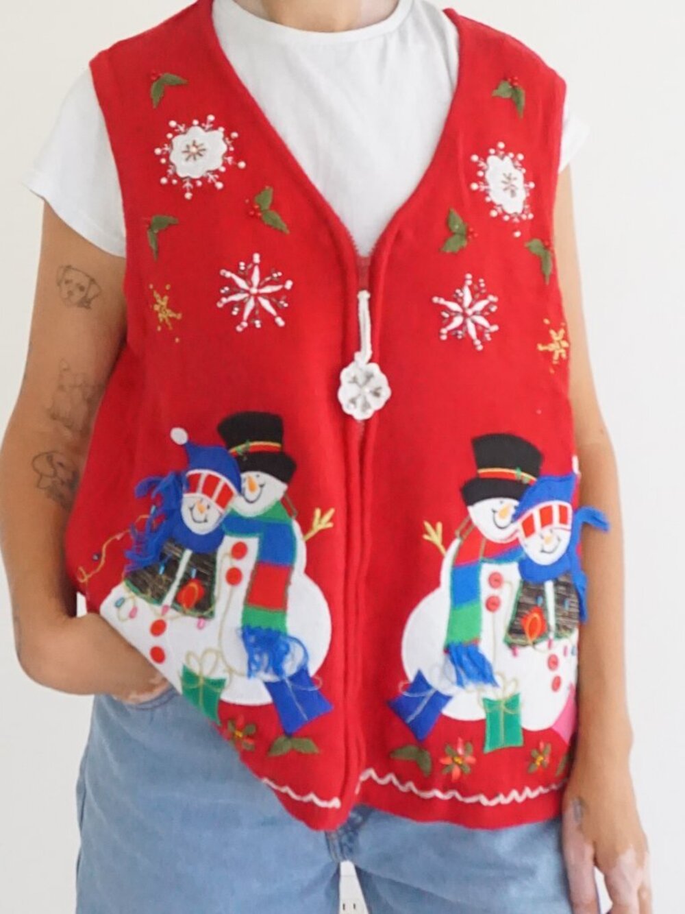 Vintage Red Snowman Snowflake Holly Embroidered Ugly Christmas Sweater Vest XL